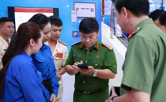 Tinh thần đổi mới, sáng tạo của đoàn viên Công an Hà Tĩnh qua “Không gian chuyển đổi số”