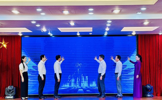 Hà Tĩnh bứt phá vươn lên vị trí thứ 7 toàn quốc về chuyển đổi số năm 2024 