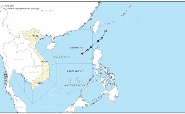 Áp thấp nhiệt đới đã suy yếu thành một vùng áp thấp trên Biển Đông
