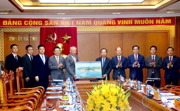 UBND tỉnh Hà Tĩnh làm việc với Tập đoàn Xây dựng Thái Bình Dương (Trung Quốc)