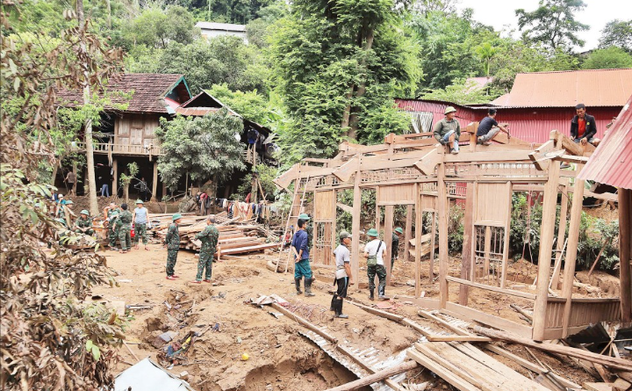 Thủ tướng Chính phủ phát động "Chiến dịch Quang Trung" thần tốc xây dựng lại, sửa chữa nhà bị thiệt hại do thiên tai miền Trung 