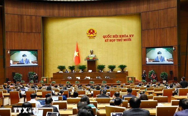 Đề xuất miễn một năm phí bảo hiểm y tế cho người dân bị thiệt hại bởi bão lũ 