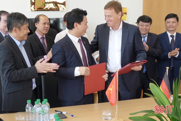 Bộ Công thương bổ sung quy hoạch 2 nhà máy điện mặt trời tại Hà Tĩnh