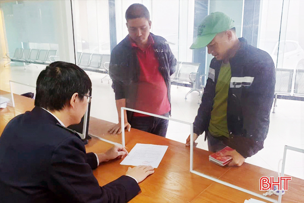 Từ ngày 1/4, doanh nghiệp Hà Tĩnh không dùng tiền mặt nộp thuế, lệ phí