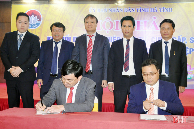 Hội thảo về gang thép tại Hà Tĩnh: Ký kết 3 thoả thuận hợp tác đầu tư gần 870 tỷ đồng