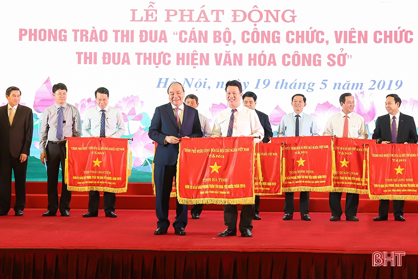 Hà Tĩnh là 1 trong 11 địa phương dẫn đầu phong trào thi đua yêu nước năm 2018