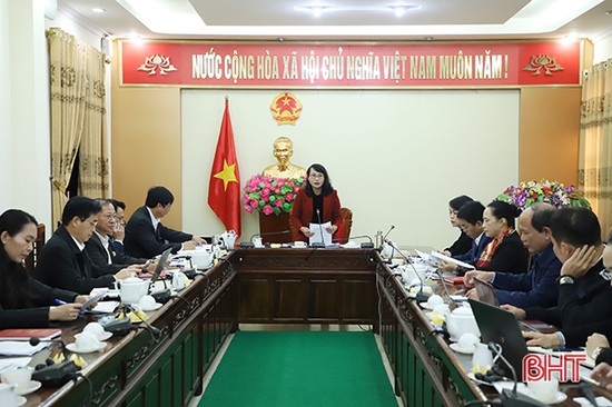Thẩm tra các nội dung về lĩnh vực nội vụ trình Kỳ họp thứ 18 HĐND tỉnh Hà Tĩnh