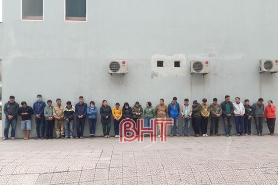 Triệt phá đường dây lô đề liên tỉnh Hà Tĩnh - Nghệ An, triệu tập, bắt giữ 25 đối tượng