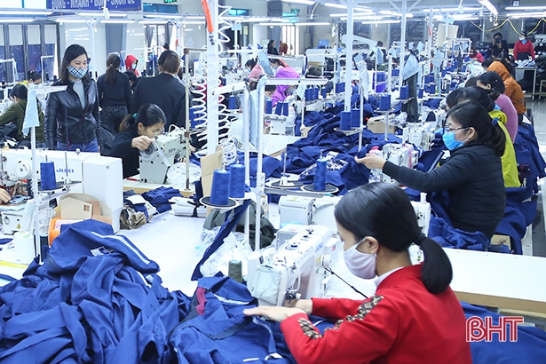 Chỉ số PMI ngành sản xuất Việt Nam tháng 3/2021 tăng mạnh