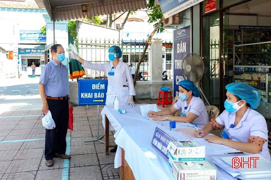 Tất cả người đến/về Hà Tĩnh phải khai báo y tế bắt buộc, trường hợp từ vùng dịch cách ly 21 ngày