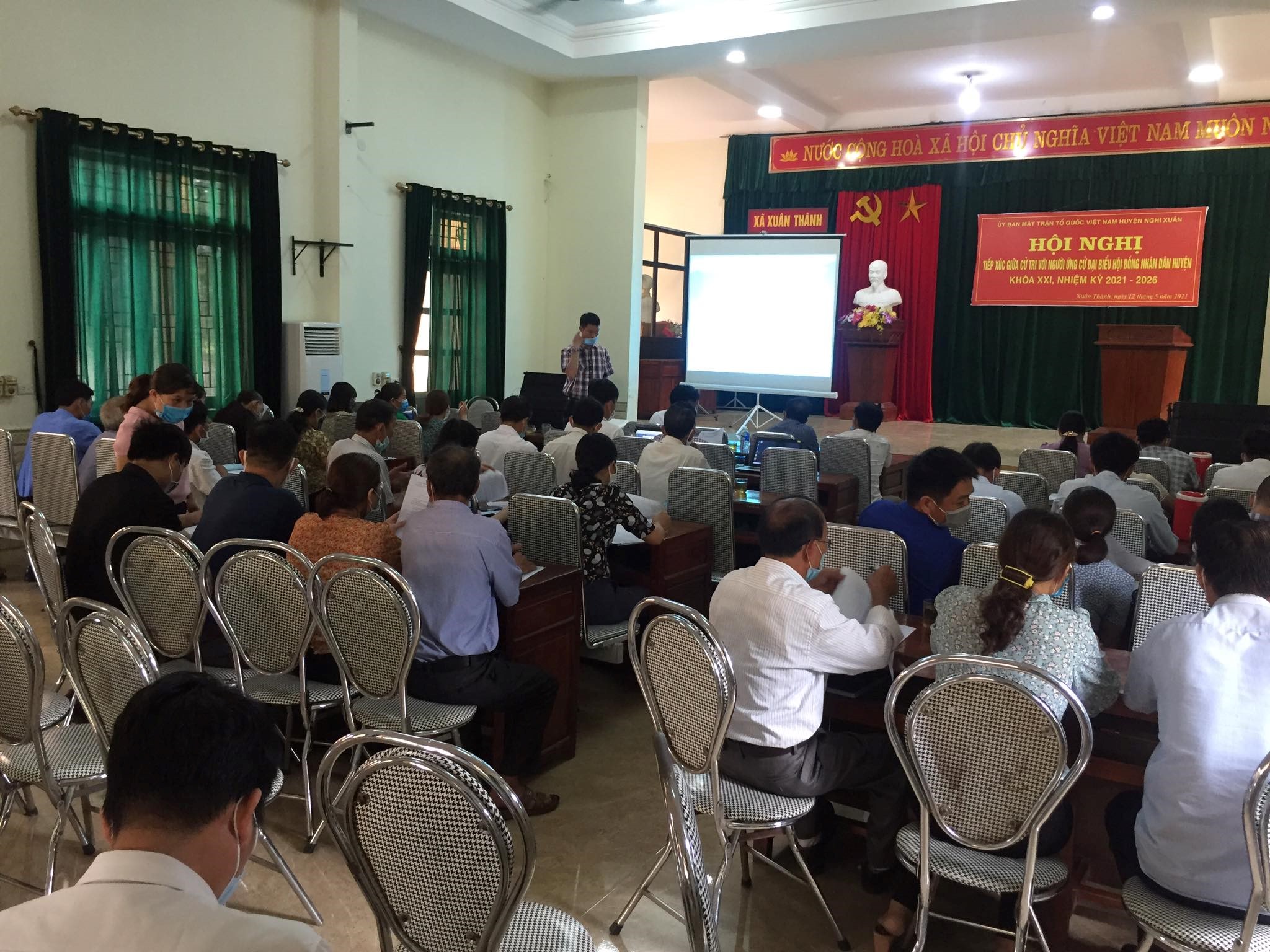 Huyện Nghi Xuân: Tập huấn hướng dẫn sử dụng dịch vụ công trực tuyến mức độ 3, 4 cho người dân và doanh nghiệp