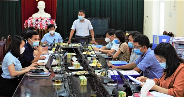Đoàn kiểm tra tỉnh về làm việc công tác CCHC của huyện Hương Khê