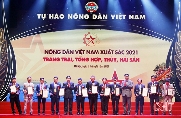 “Lão nông chăn vịt” ở Hà Tĩnh nhận danh hiệu Nông dân Việt Nam xuất sắc