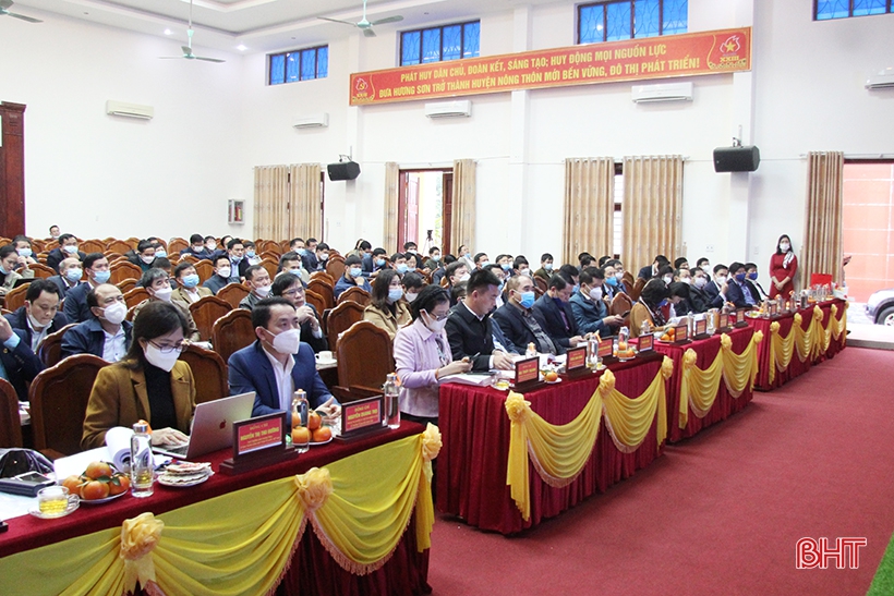 Trình thẩm định công nhận huyện Hương Sơn đạt chuẩn nông thôn mới