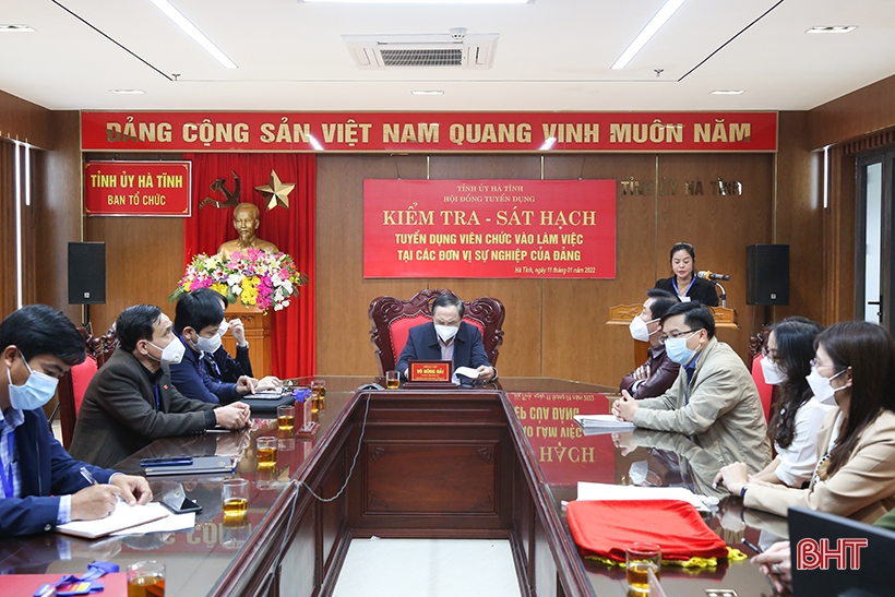 Hà Tĩnh tổ chức kiểm tra, sát hạch tuyển dụng viên chức làm việc tại các đơn vị sự nghiệp của Đảng
