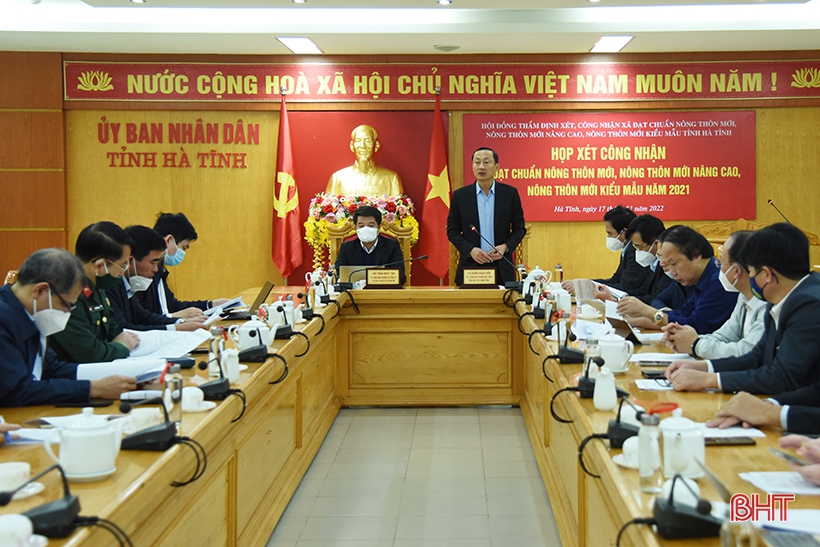 Trình Chủ tịch UBND tỉnh Hà Tĩnh công nhận 28 xã đạt chuẩn các loại hình nông thôn mới