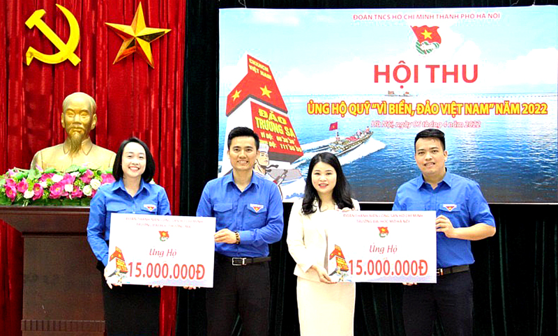 Tuổi trẻ Thủ đô ủng hộ Quỹ ''Vì biển, đảo Việt Nam'' 260 triệu đồng