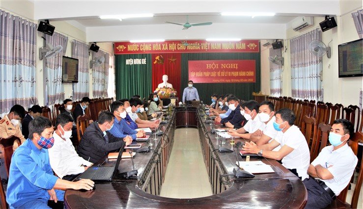 Tập huấn Luật sửa đổi, bổ sung một số điều của Luật Xử lý vi phạm hành chính trên địa bàn huyện Hương Khê
