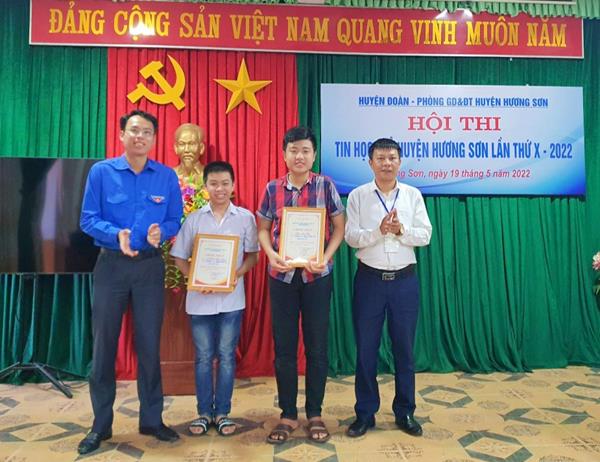 Hương Sơn: Tổ chức thành công "Hội thi Tin học trẻ năm 2022"