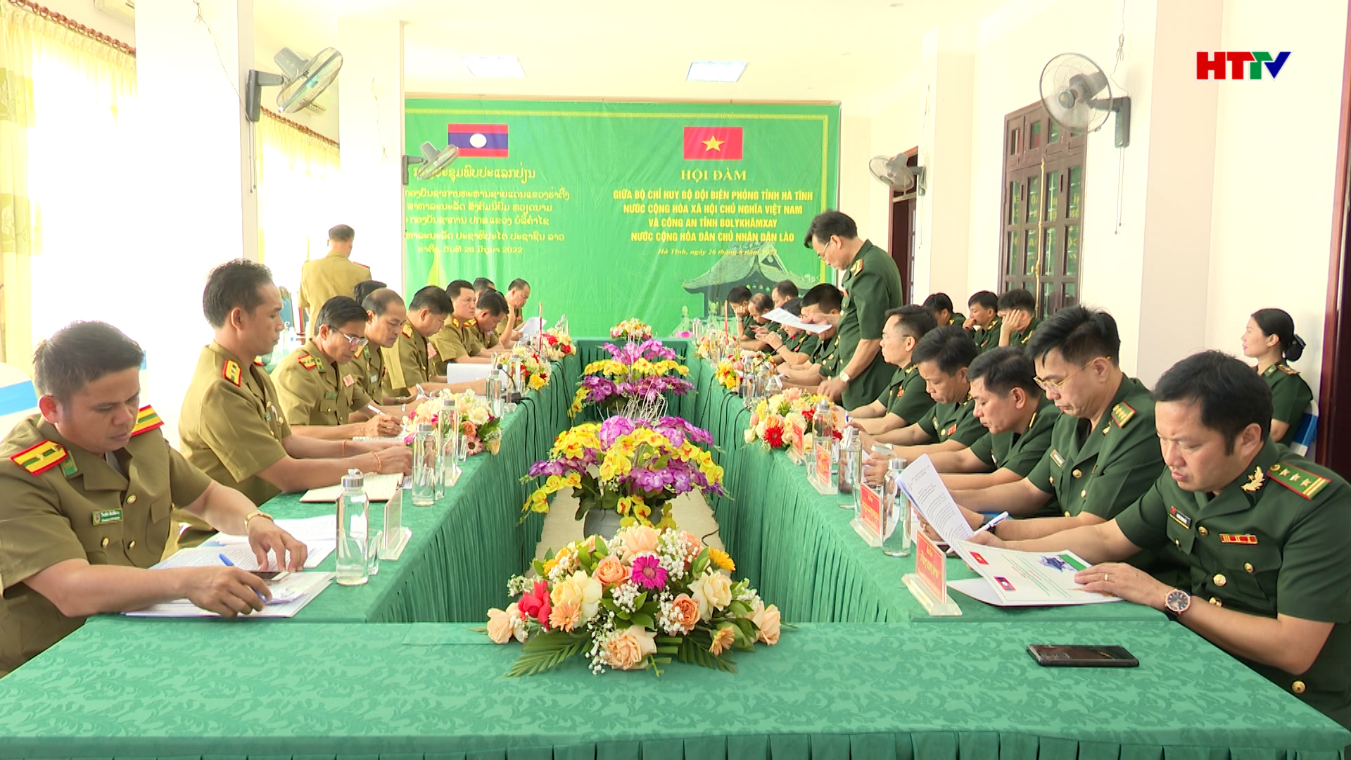 Bộ đội Biên phòng HàTĩnh hội đàm với Công an tỉnh Bôlykhămxay và Khăm Muộn