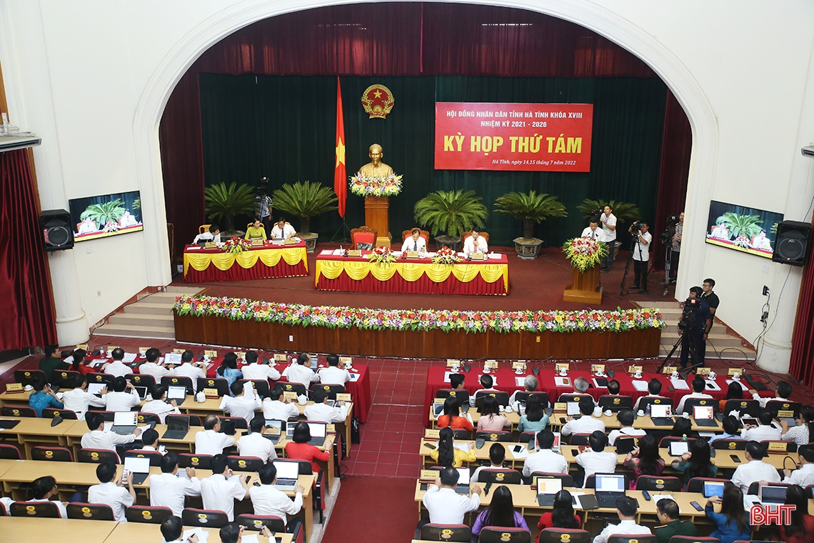 Kỳ họp thứ 8, HĐND tỉnh Hà Tĩnh tiến hành phiên chất vấn và trả lời chất vấn