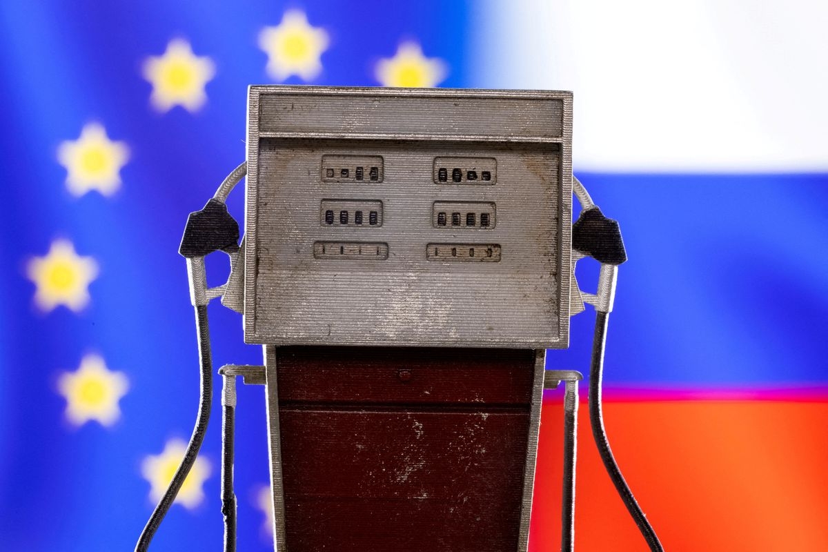 Điều chỉnh trừng phạt dầu mỏ với Nga: EU đang xuống thang?
