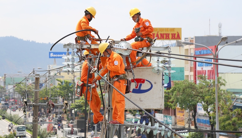 Dịp Quốc khánh, nhu cầu sử dụng điện tại miền Trung tăng hơn 13%