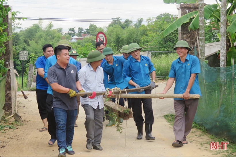 Tập trung hỗ trợ các địa phương ở Hương Khê xây dựng nông thôn mới