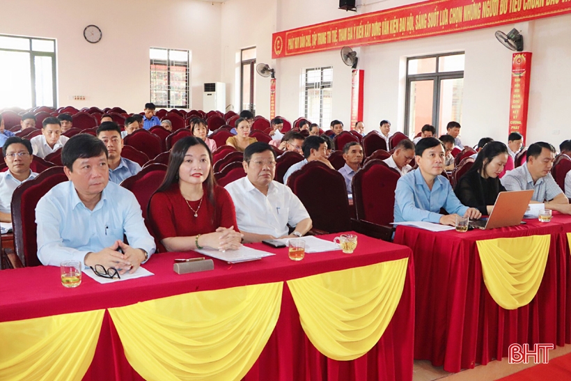 Vũ Quang thực hiện gần 4.000 công trình xây dựng nông thôn mới