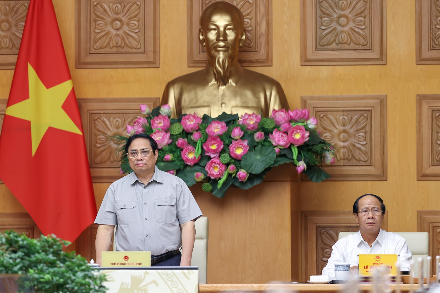 CẬP NHẬT: Thủ tướng Phạm Minh Chính triệu tập cuộc họp ứng phó khẩn cấp bão số 4
