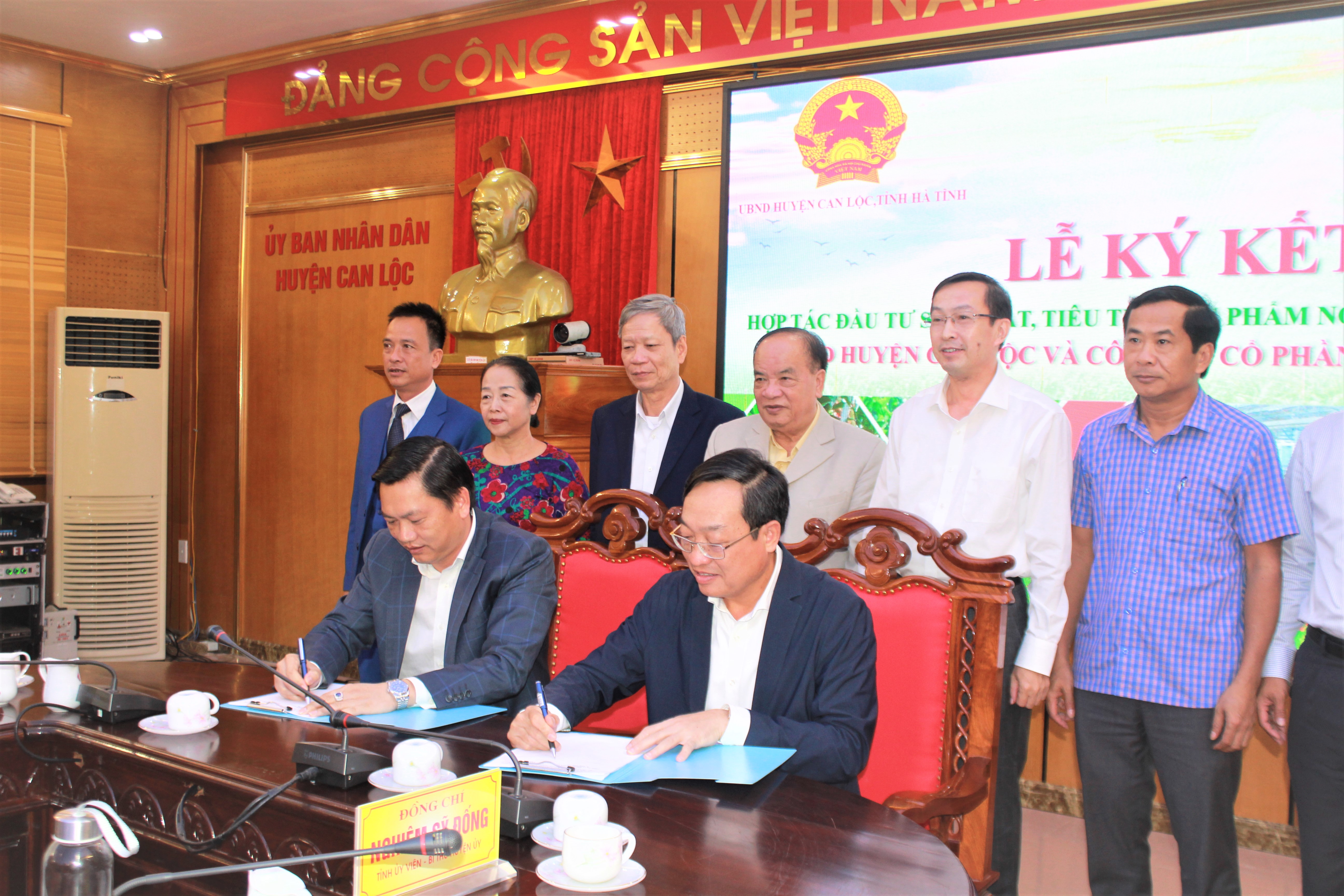 Can Lộc ký kết hợp tác sản xuất nông nghiệp hữu cơ tuần hoàn với Tập đoàn Quế Lâm
