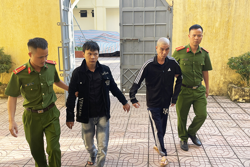 Công an Hương Sơn 3 ngày bắt 4 đối tượng tàng trữ ma túy