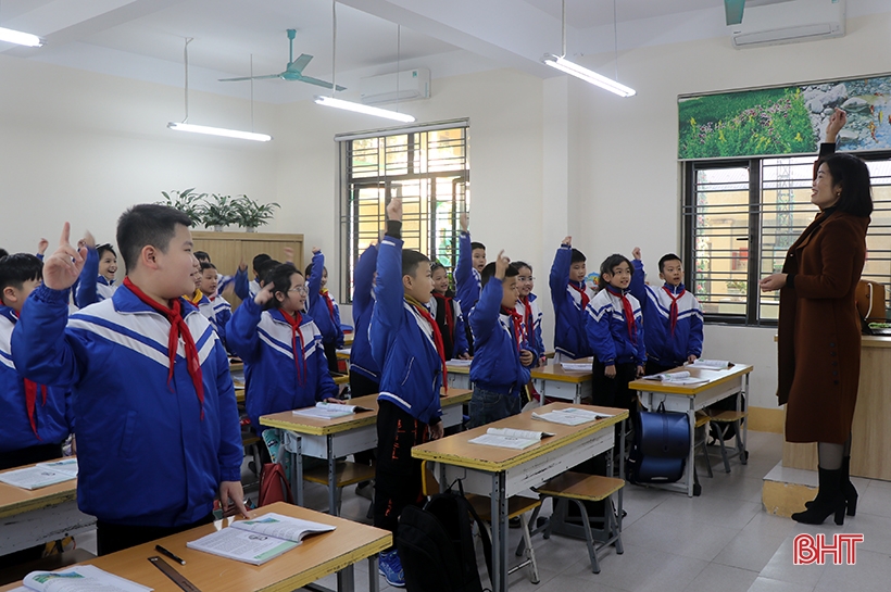 Các trường học ở Hà Tĩnh duy trì nền nếp từ giờ học đầu năm