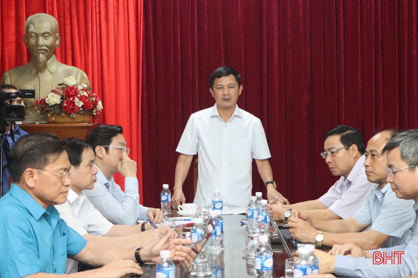 Chuẩn bị tốt cho lễ khai trương du lịch biển Thiên Cầm vào ngày 16/4 | Cổng TTĐT tỉnh Hà Tĩnh
