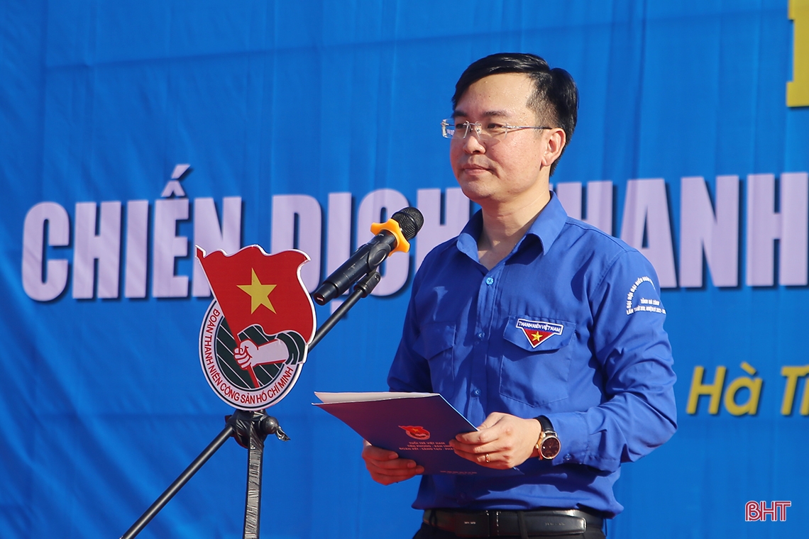 Tuổi trẻ Hà Tĩnh ra quân Chiến dịch Thanh niên tình nguyện hè 2023