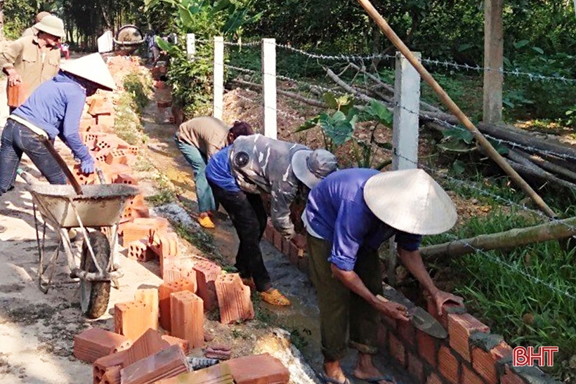 Chung sức xây dựng Hà Tĩnh đạt chuẩn tỉnh nông thôn mới