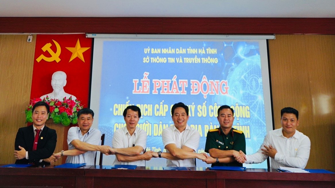 Hà Tĩnh phát động chiến dịch cấp chữ ký số công cộng cho người dân trên địa bàn tỉnh