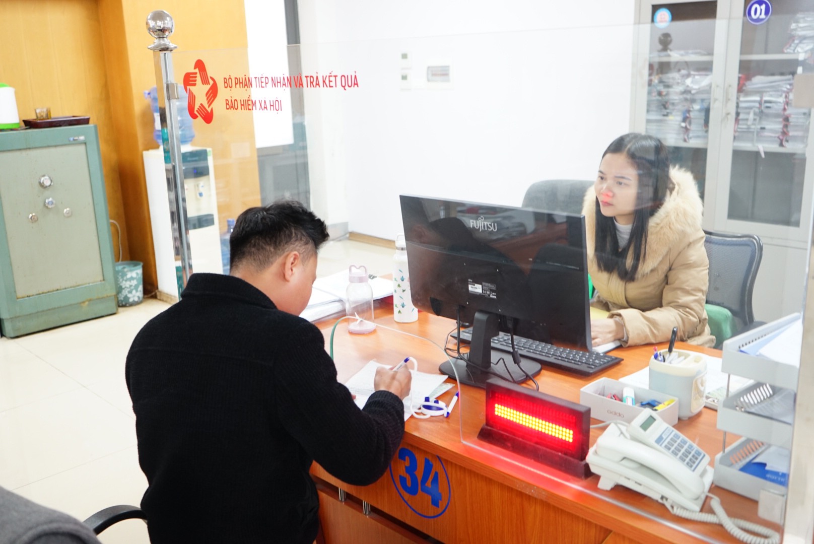 Đẩy mạnh triển khai dịch vụ bưu chính công ích trong tiếp nhận hồ sơ và trả kết quả giải quyết thủ tục hành chính trên địa bàn tỉnh