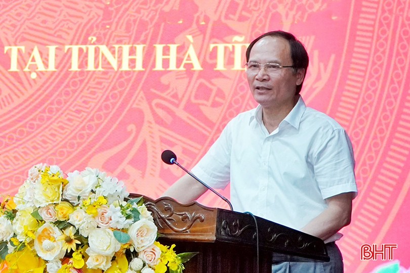 Cán bộ, học viên cao cấp lý luận chính trị tìm hiểu thực tế xây dựng NTM ở Hà Tĩnh