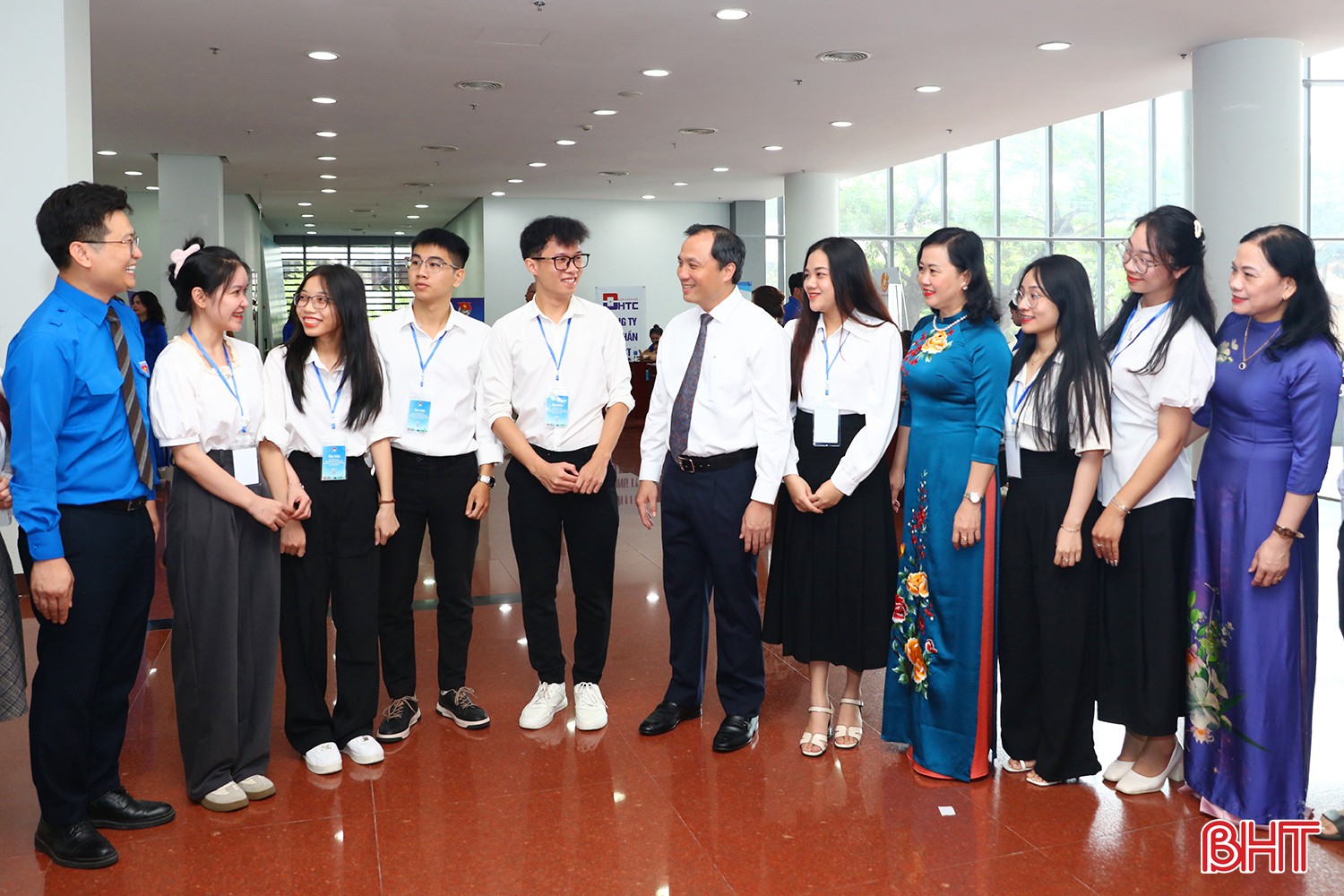 Gặp mặt thanh niên, sinh viên Hà Tĩnh tiêu biểu đang công tác, học tập tại Đà Nẵng và Thừa Thiên Huế