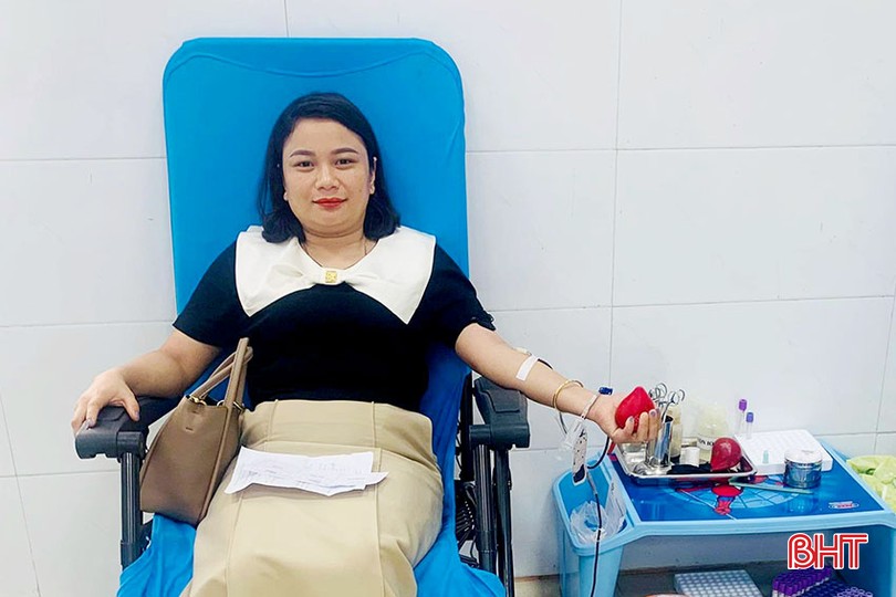 2 người dân Hà Tĩnh ra bệnh viện ở Nghệ An hiến máu hiếm cứu người