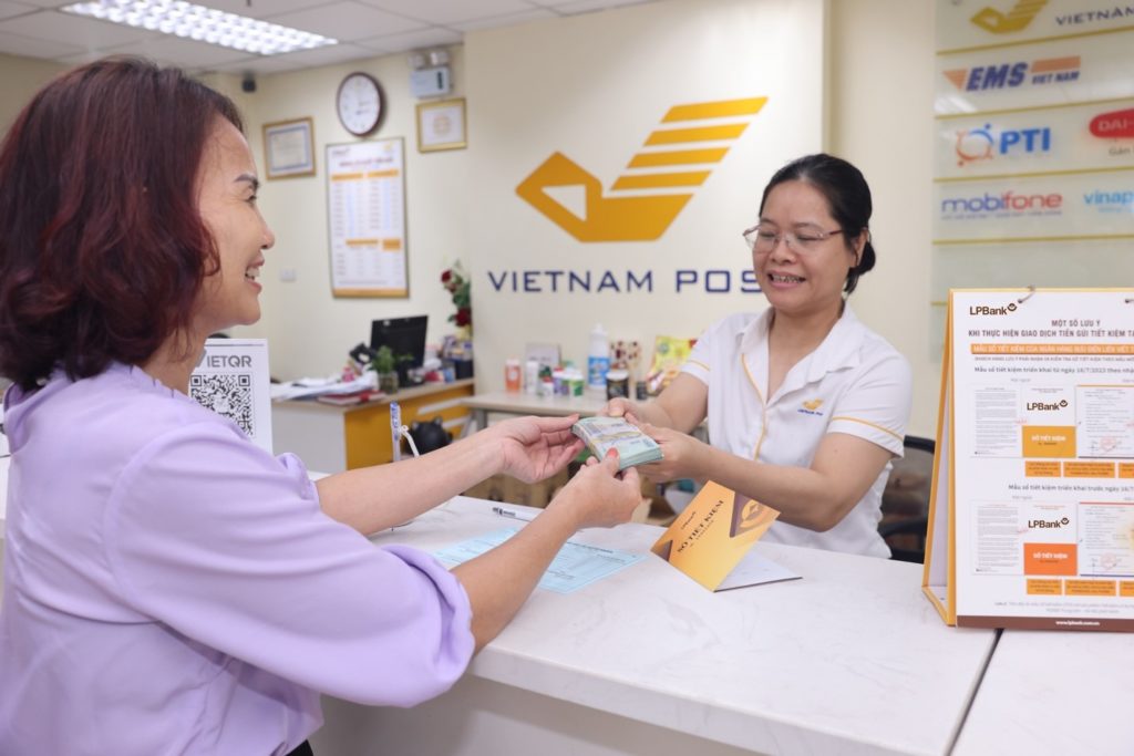 Cam kết của LPBank và Bưu điện Việt Nam về quyền lợi khách hàng sau khi đổi tên thành Ngân hàng TMCP Lộc Phát Việt Nam