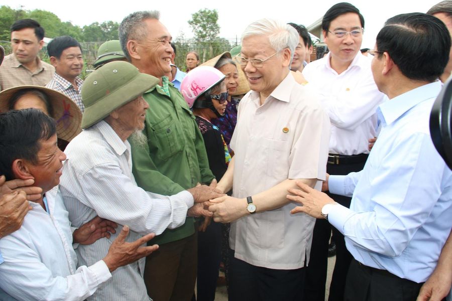 Hình ảnh về Tổng Bí thư Nguyễn Phú Trọng với Đảng bộ và Nhân dân Hà Tĩnh