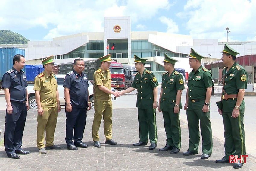 Thông thạo tiếng nước bạn góp phần bảo vệ biên giới tốt hơn