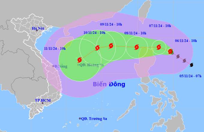 Bão mạnh cấp 13 gần Biển Đông