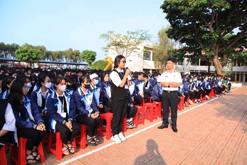 Tuyên truyền biển, đảo và thu hút nguồn lực tại các tỉnh thành