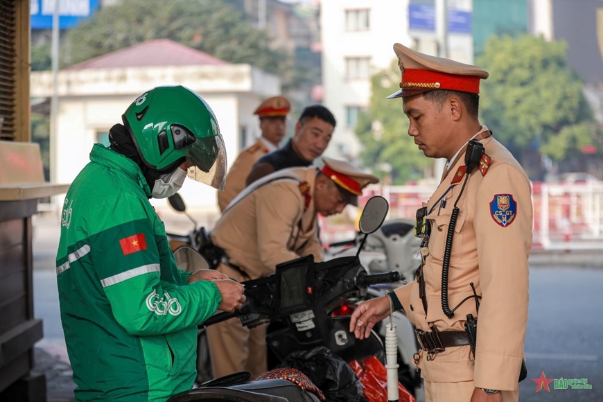 Chưa có cơ chế cụ thể về chi tiền cho người cung cấp thông tin phản ánh vi phạm giao thông