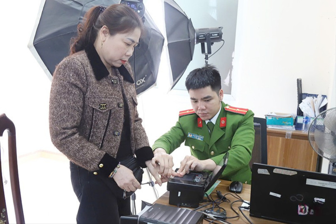 Công an tỉnh Hà Tĩnh đã tiếp nhận hơn 500.000 hồ sơ đề nghị cấp thẻ căn cước