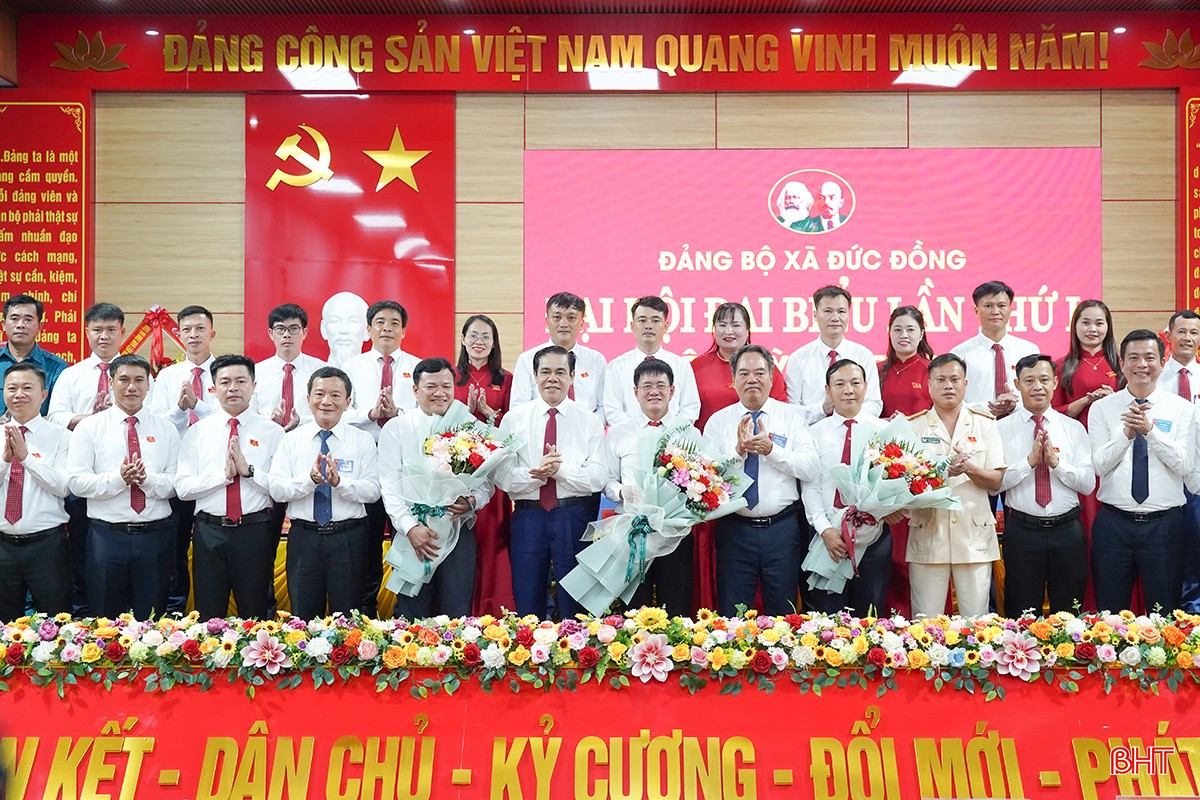 Chủ tịch UBND tỉnh dự Đại hội Đảng bộ xã Đức Đồng