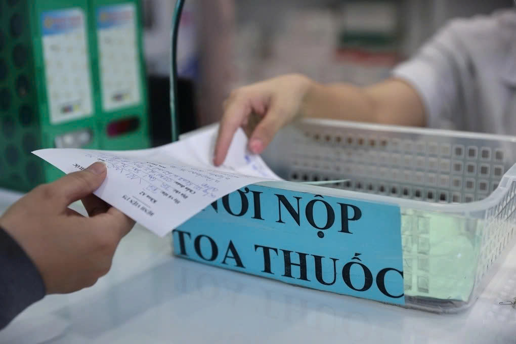 Từ tháng 9 người dân có thể nhận thuốc tại nhà qua VNeID